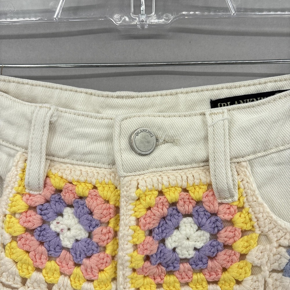 BLANKNYC Shorts Womens 25 Crochet Granny Square Patchwork ‎ Barrow High Rise - Picture 4 of 15